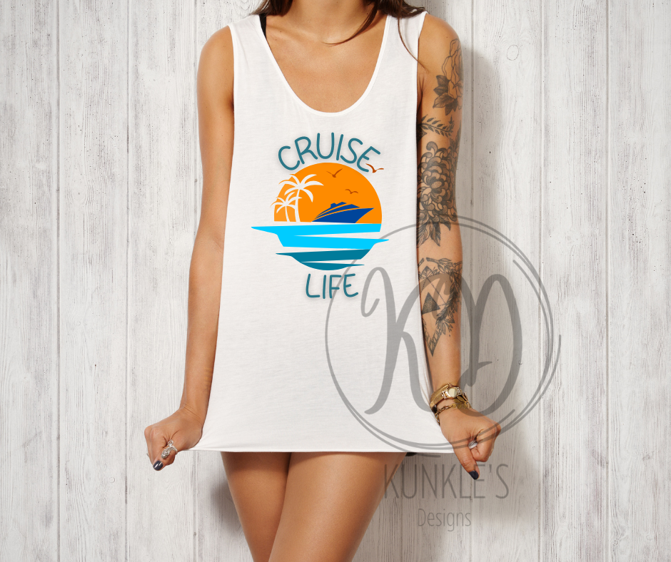 Cruise Life Palm Graphic Tee